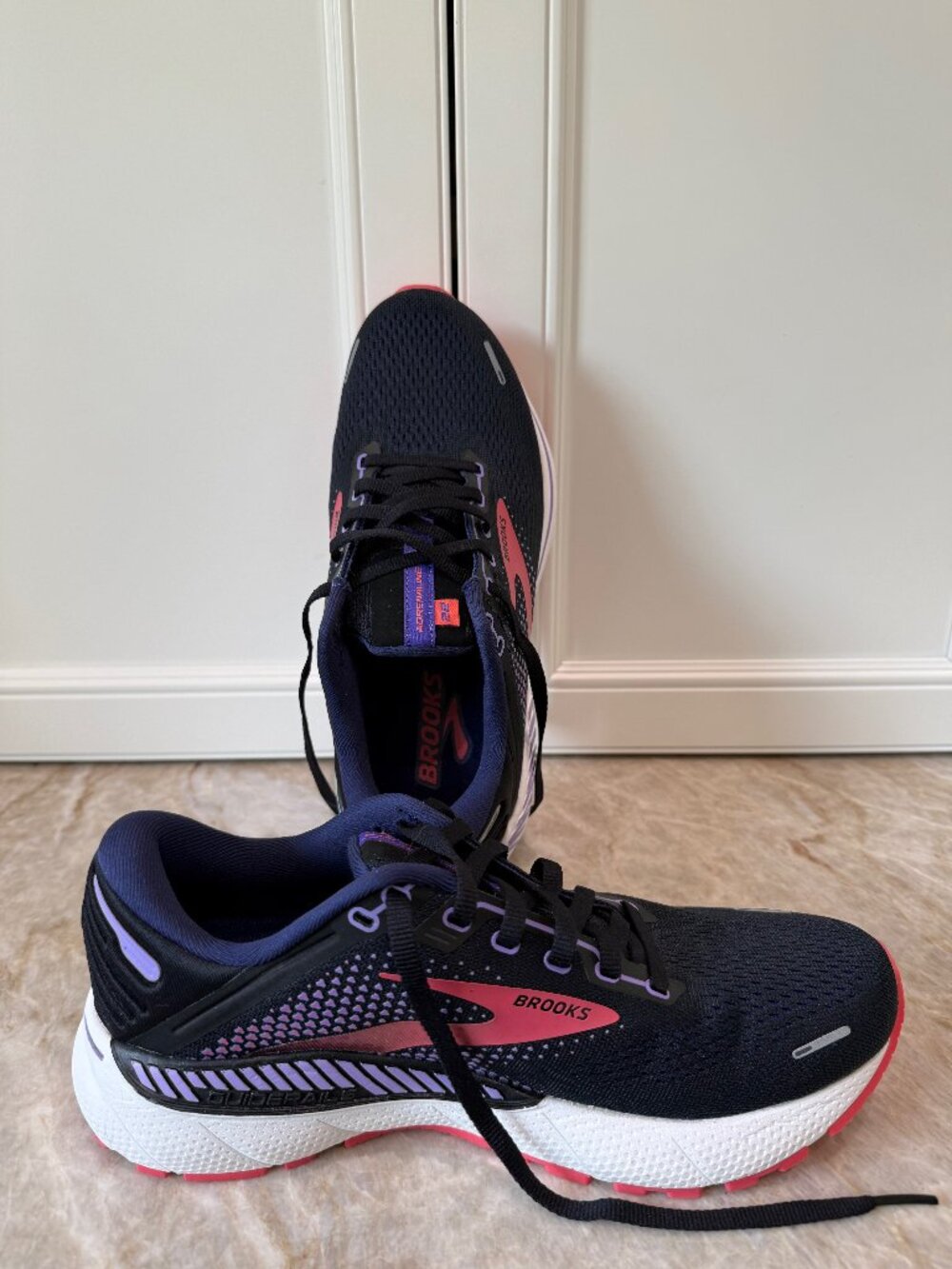 Brooks Adrenaline GTS 22 Running Shoe, Black, pink & purple accents, size 8.5